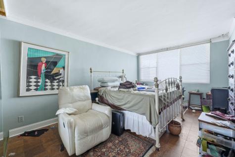 6040 Boulevard East West New York NJ 07093