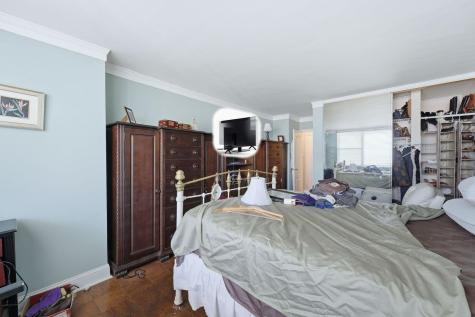 6040 Boulevard East West New York NJ 07093