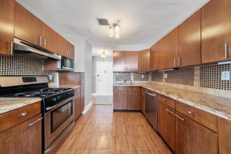 6040 Boulevard East West New York NJ 07093