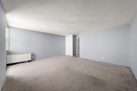 6040 Boulevard East West New York NJ 07093