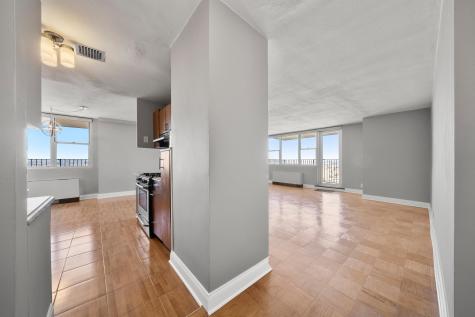 6040 Boulevard East West New York NJ 07093