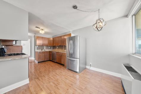 6040 Boulevard East West New York NJ 07093