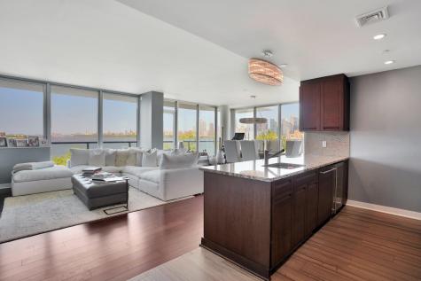 1000 Avenue At Port Imperial Weehawken NJ 07086