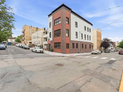 29 Weldon Street Jersey City NJ 07306