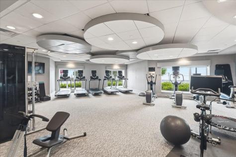 150 Henley Place Weehawken NJ 07086