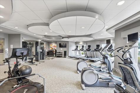 150 Henley Place Weehawken NJ 07086
