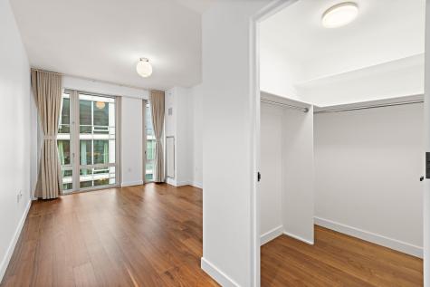 2 Shore Lane Jersey City NJ 07310