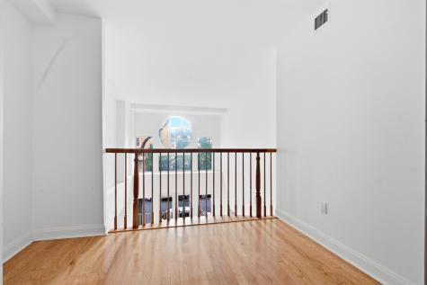 207 Shearwater Court West Jersey City NJ 07305