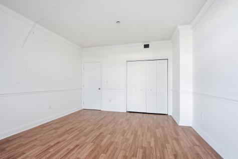 207 Shearwater Court West Jersey City NJ 07305