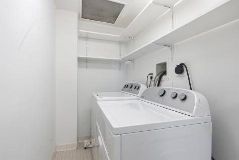 207 Shearwater Court West Jersey City NJ 07305