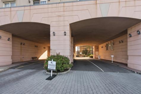 207 Shearwater Court West Jersey City NJ 07305