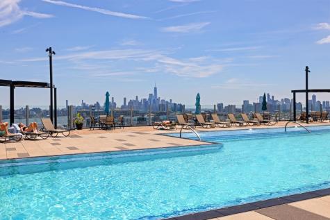 380 Mountain Road Union City NJ 07087