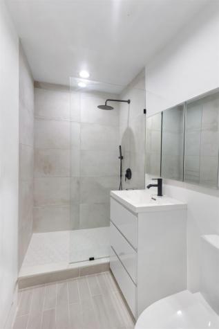 6010 Boulevard East West New York NJ 07093