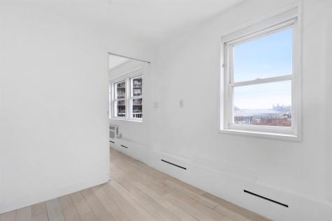6010 Boulevard East West New York NJ 07093