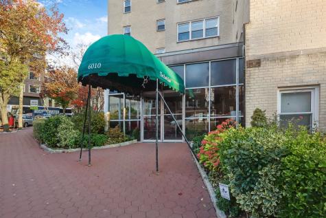 6010 Boulevard East West New York NJ 07093