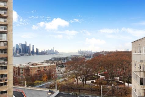 6010 Boulevard East West New York NJ 07093