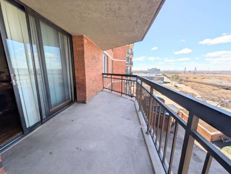 412 Harmon Cove Tower Secaucus NJ 07094