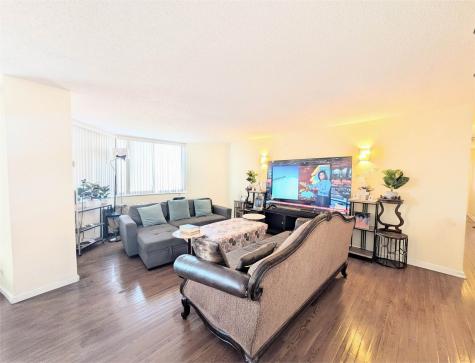 412 Harmon Cove Tower Secaucus NJ 07094