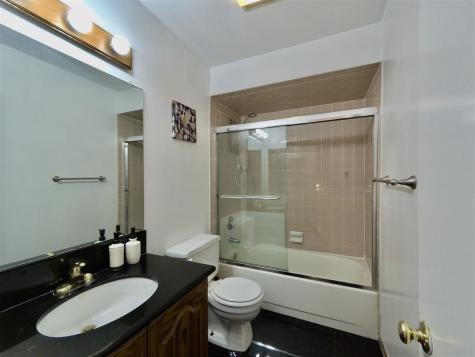 380 Whimbrel Lane Secaucus NJ 07094