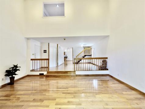 380 Whimbrel Lane Secaucus NJ 07094