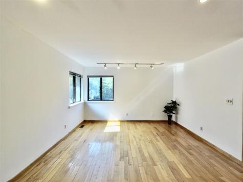 380 Whimbrel Lane Secaucus NJ 07094