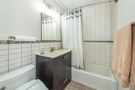 6040 Boulevard East West New York NJ 07093-3825