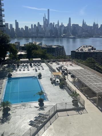 6040 Boulevard East West New York NJ 07093-3825