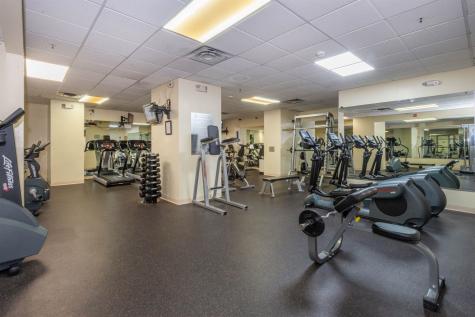 6040 Boulevard East West New York NJ 07093-3825