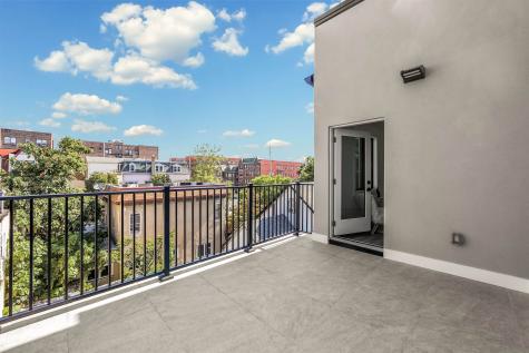 907 Palisade Avenue Union City NJ 07087