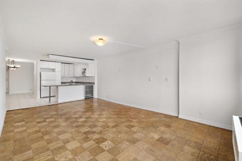 7004 Boulevard East Guttenberg NJ 07093