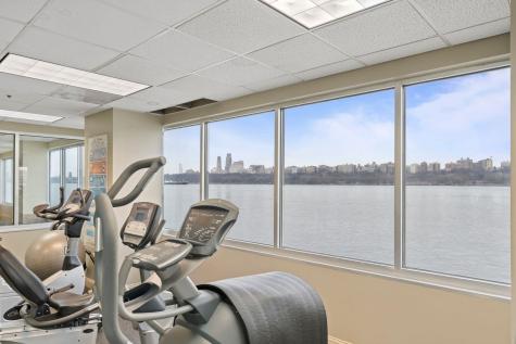 344 The Promenade Edgewater NJ 07020