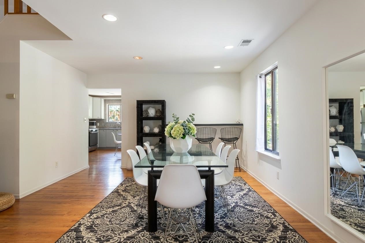 362 Sandcastle Key Secaucus NJ 07094