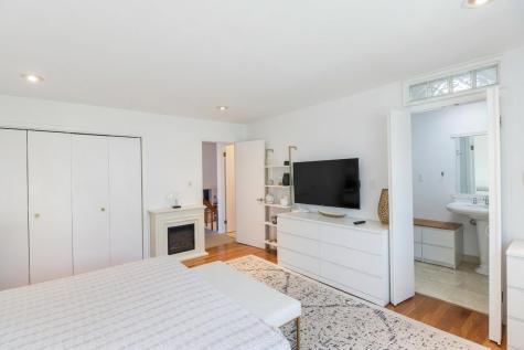 362 Sandcastle Key Secaucus NJ 07094