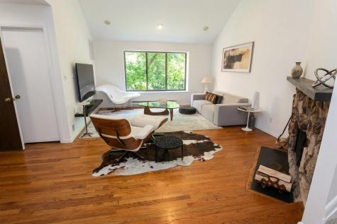 362 Sandcastle Key Secaucus NJ 07094