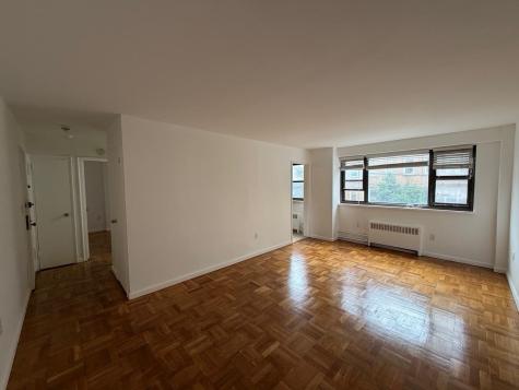 6515 Boulevard East West New York NJ 07093