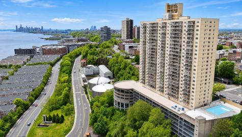 6600 Boulevard East West New York NJ 07093