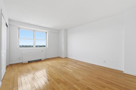 6600 Boulevard East West New York NJ 07093