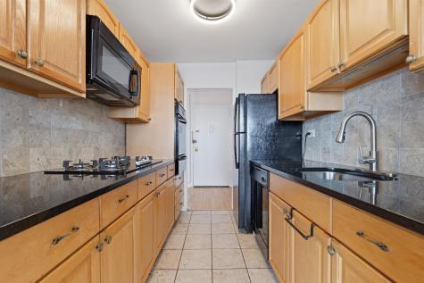 6600 Boulevard East West New York NJ 07093
