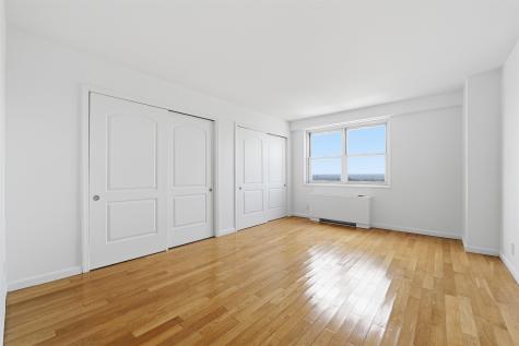 6600 Boulevard East West New York NJ 07093