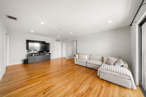6605 Granton Avenue North Bergen NJ 07047