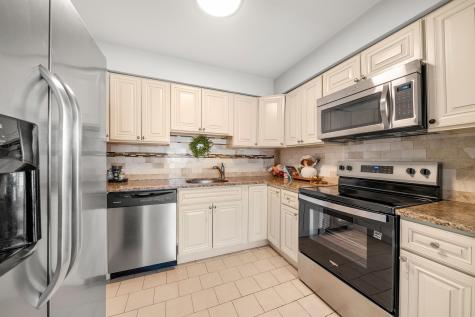 6605 Granton Avenue North Bergen NJ 07047