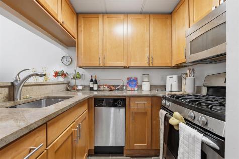 187 Wayne Street Jersey City NJ 07302