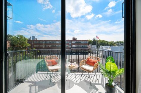 220 Freeman Avenue Jersey City NJ 07306