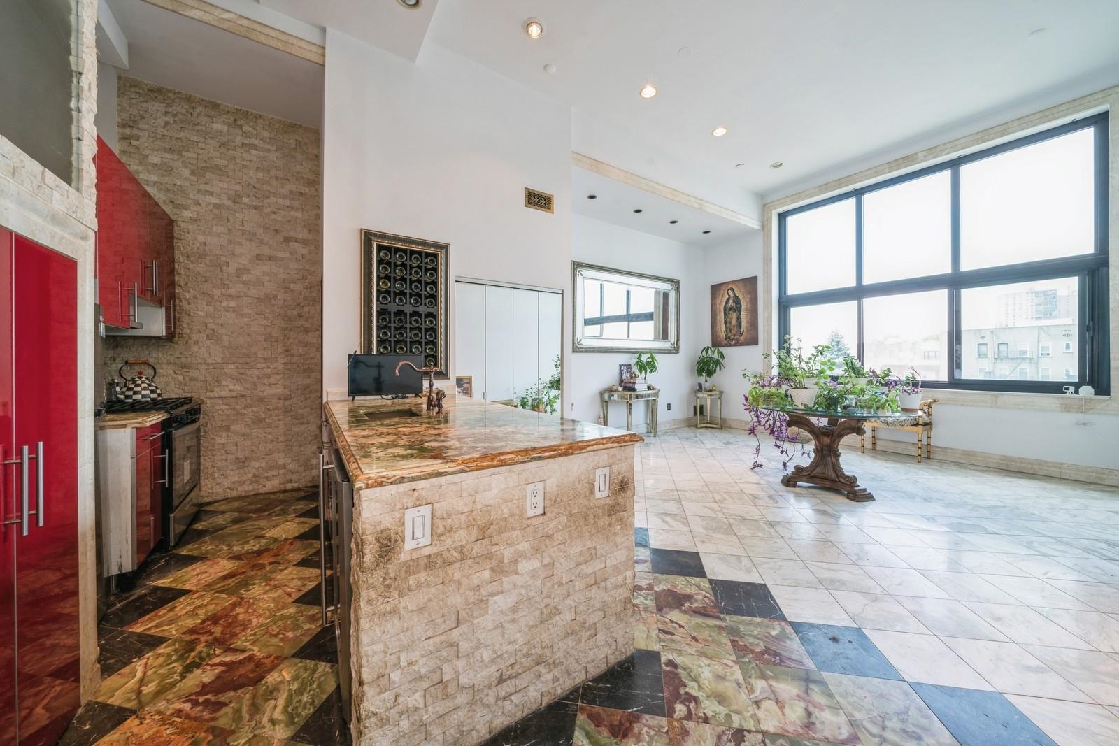 518-536 Gregory Avenue Weehawken NJ 07086