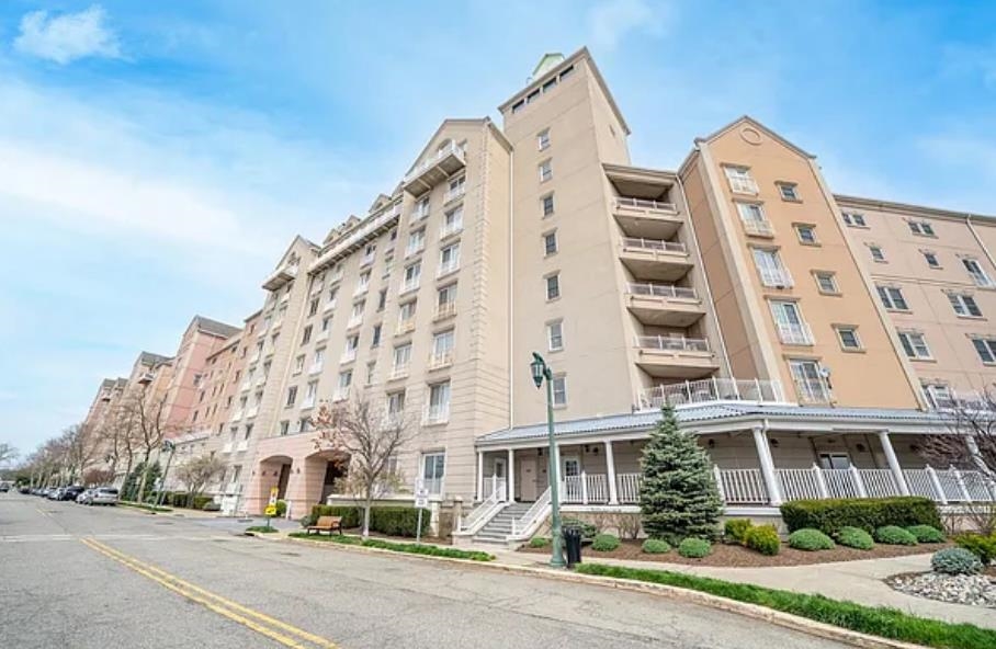 100 Shearwater Court East Jersey City NJ 07305