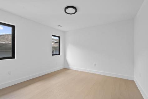 704 Chestnut Street Secaucus NJ 07094
