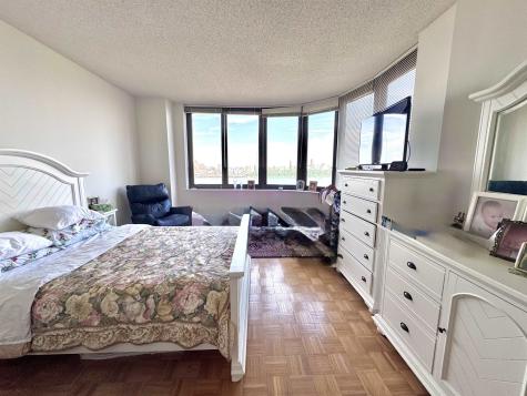 100 Carlyle Drive Cliffside Park NJ 07010