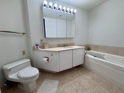 100 Carlyle Drive Cliffside Park NJ 07010