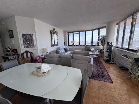 100 Carlyle Drive Cliffside Park NJ 07010