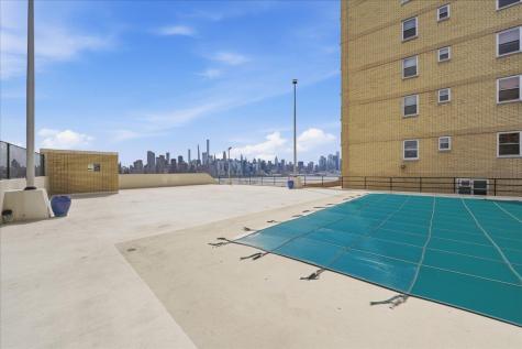 6600 Boulevard East West New York NJ 07093